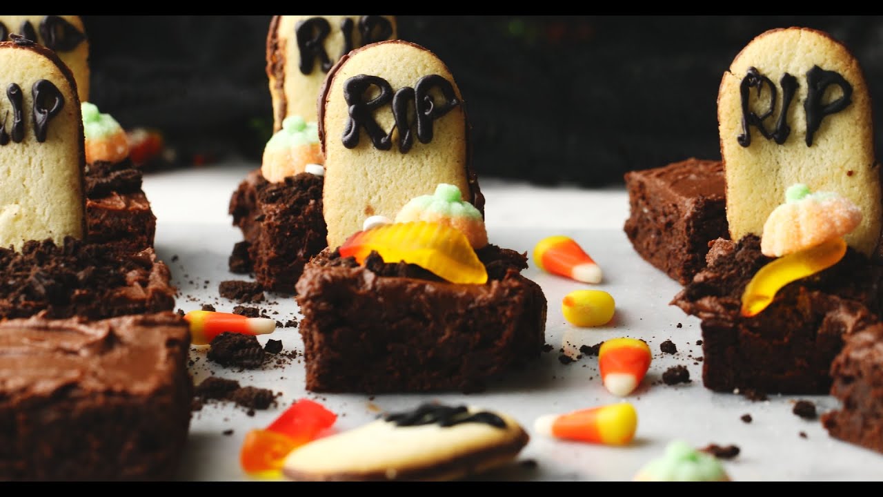 Graveyard Brownies (Easy Halloween Treat for Kids & Parties!)